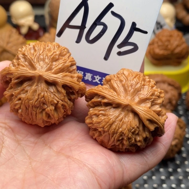 桃核把件苹果园狮子头40