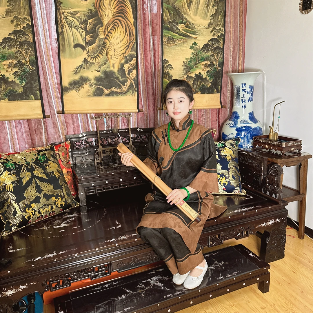 《富亨服饰》荣誉出品  骨肉风云偏开外套休闲