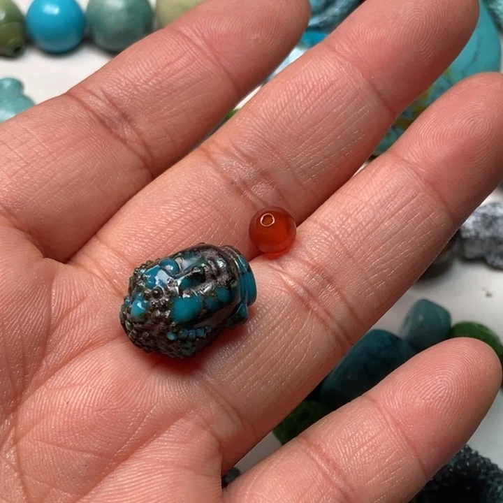 南红玛瑙未镶嵌颈饰