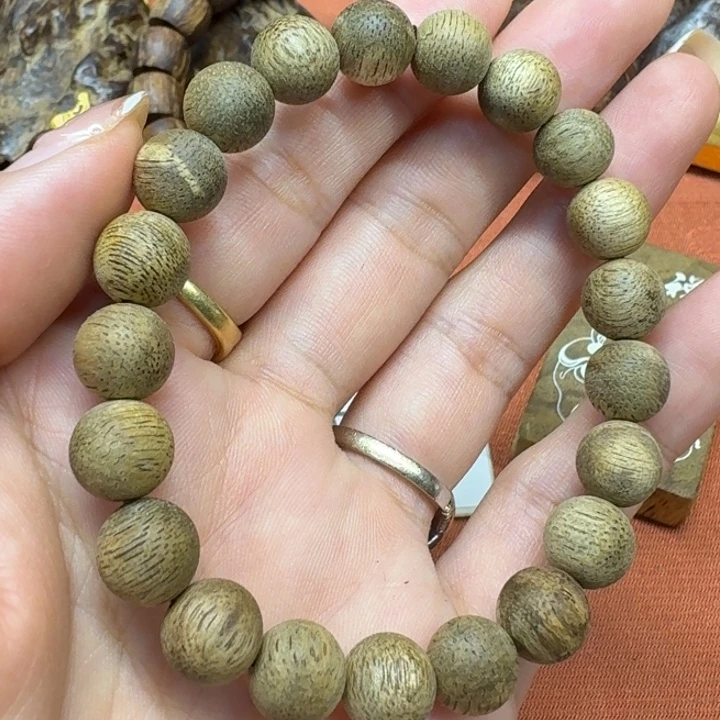 大叶紫檀（黑酸枝木类）