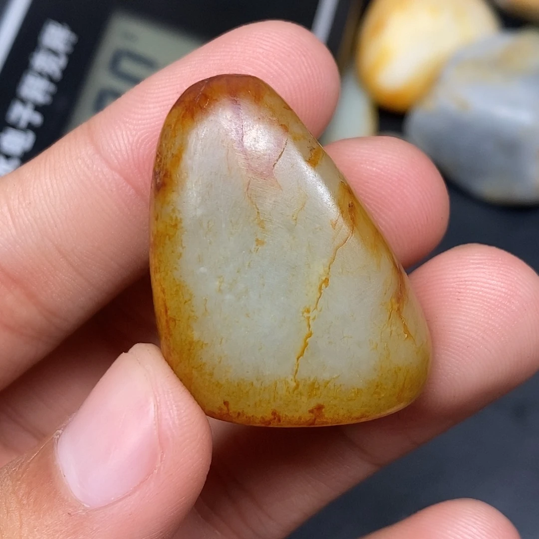 和田玉（糖玉）未镶嵌挂件