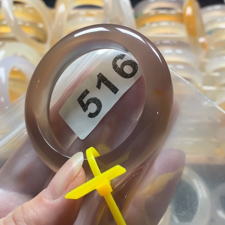 玛瑙/玉髓未镶嵌手镯