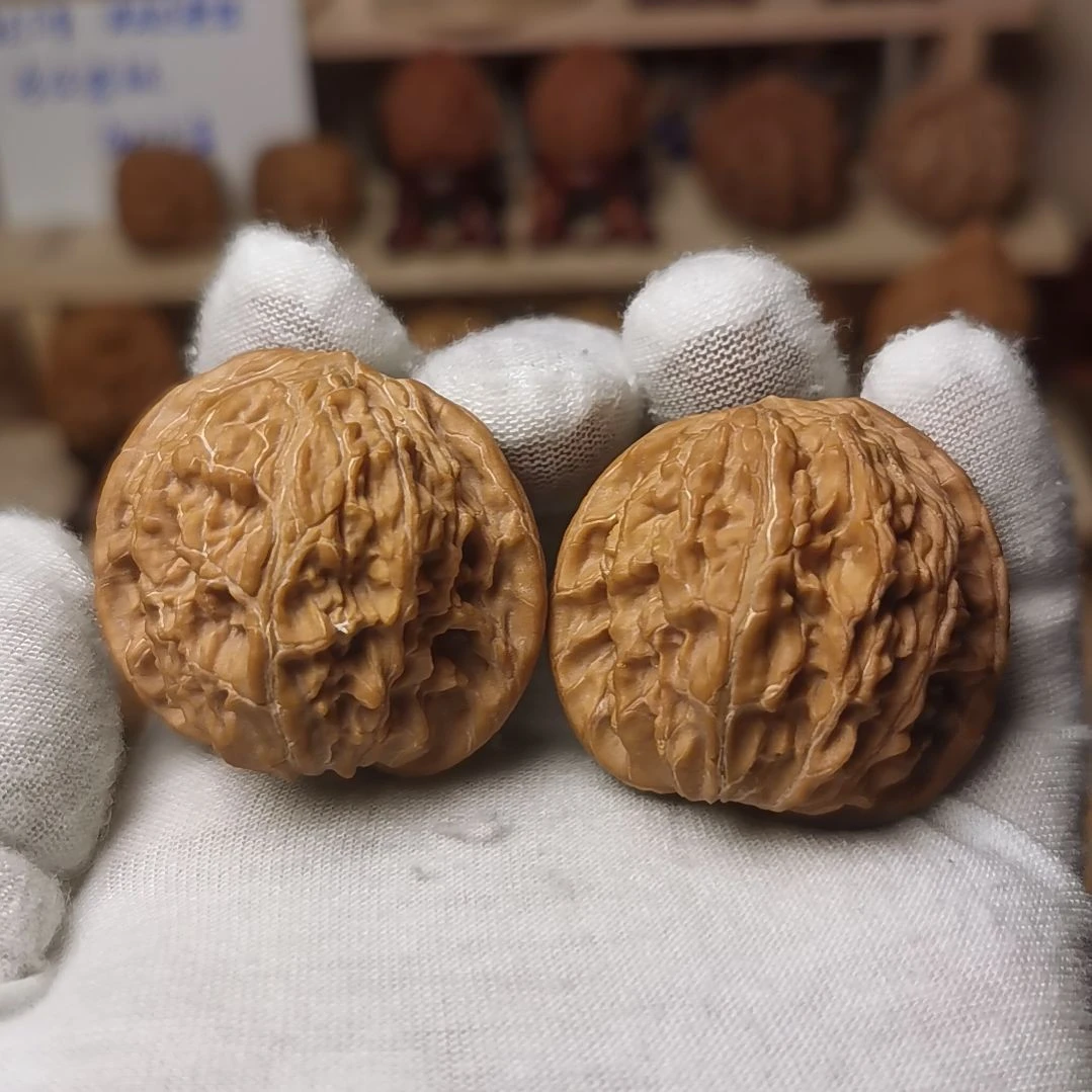 核桃文玩核桃高端小众山地红皮磨盘全品练手对福利款