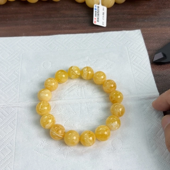 未镶嵌琥珀裸石1310000000