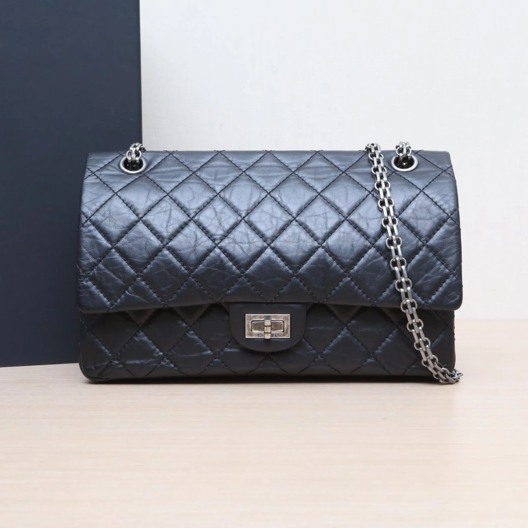 95新 Chanel/香奈儿 积分双双 2.55 口盖包 大号 黑色 皮革C 25开