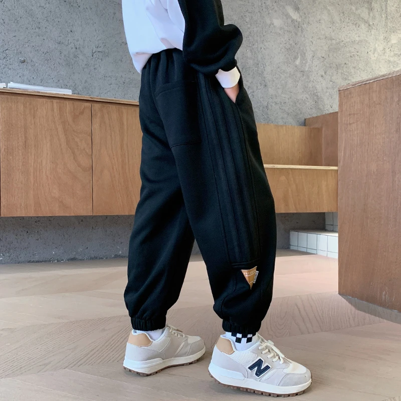 男童运动长裤儿童秋季卫裤2025新款春秋装中大童男孩宽松裤子潮牌