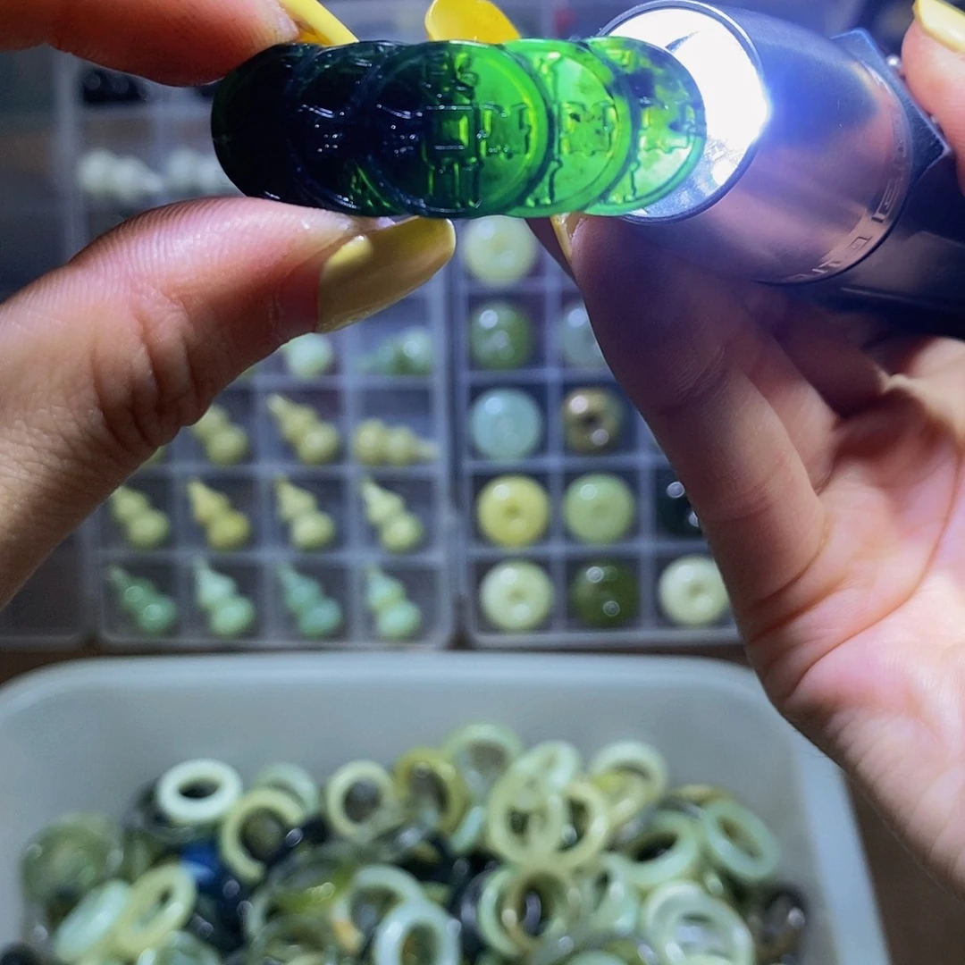 蛇纹石玉未镶嵌其他60