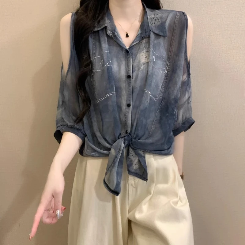 高级感露肩镶钻短袖衬衫女夏季2025大码胖mm收腰遮肚扎染雪纺上衣