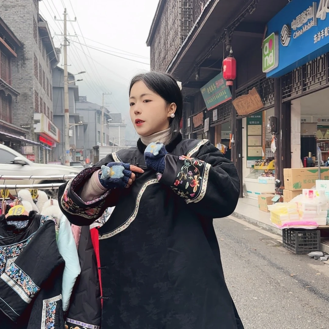 修***）湘西苗族刺绣加厚163 130斤