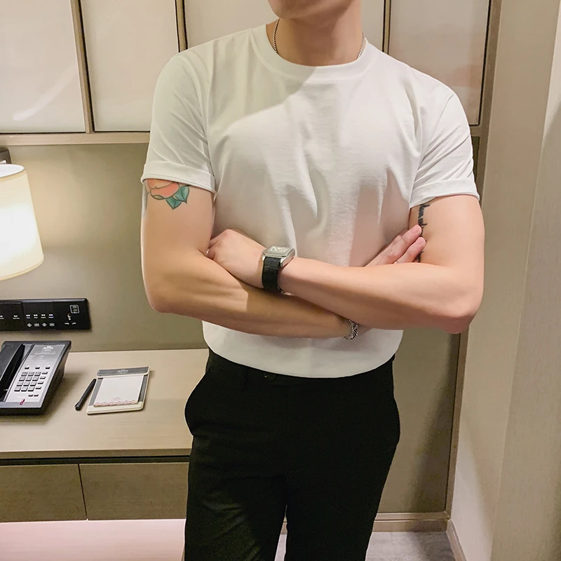 DeweLvum英伦休闲运动透气舒适圆领短袖T恤男潮简约半袖上衣男装