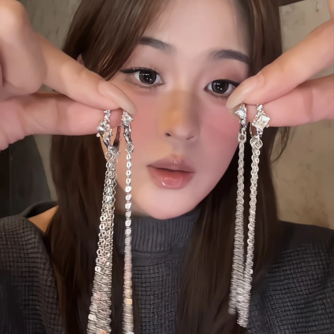 铜合金耳饰 2026新轻奢小众高级感耳夹流苏耳环无耳洞女耳挂精致