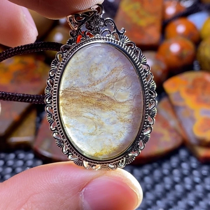 玛瑙/玉髓颈饰未镶嵌