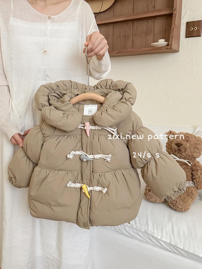 【BaoBao现货】白鸭绒羽绒服女童冬季连帽外套彩色牛角扣91咖