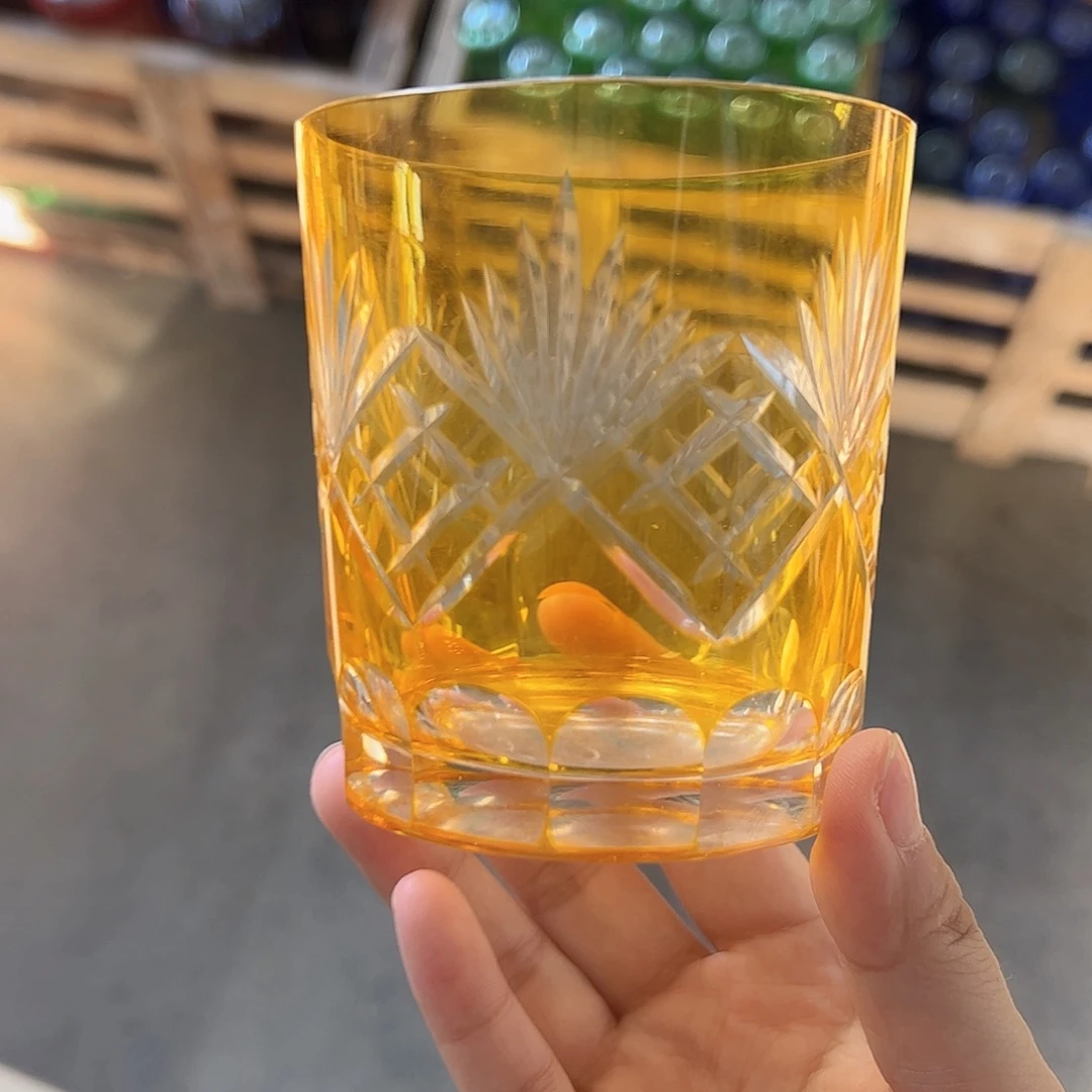 水晶玻璃高脚款微瑕一个