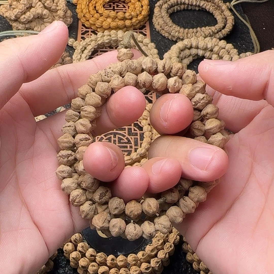 你***奇吊坠柏香籽/百香籽