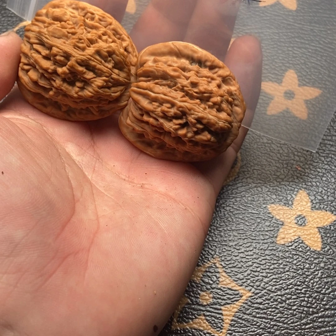 清***和吊坠文玩核桃四座楼