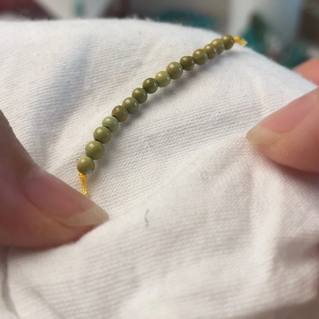 南红玛瑙配饰未镶嵌