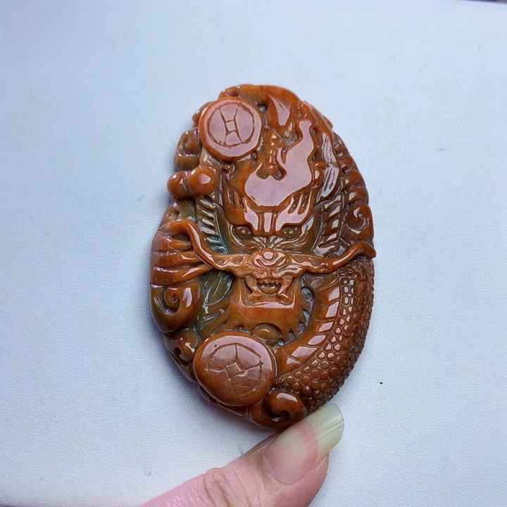 颈饰未镶嵌翡翠龙