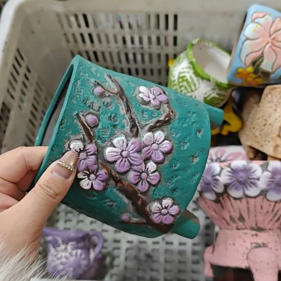 当场凑满15发货，不凑不发，花盆盆口不方不圆有针孔黑点矿点是正常