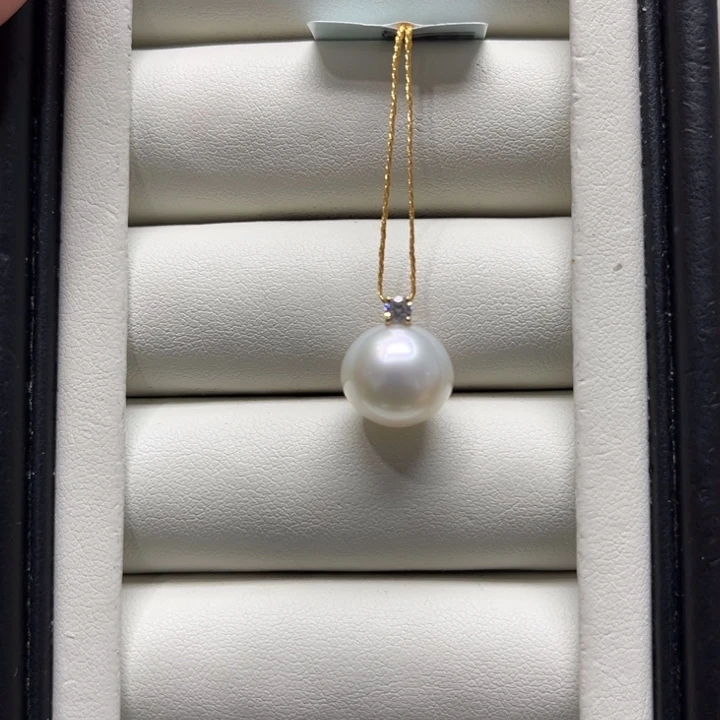 海水珍珠漏澳白王妃吊坠12-13mm18K金镶嵌