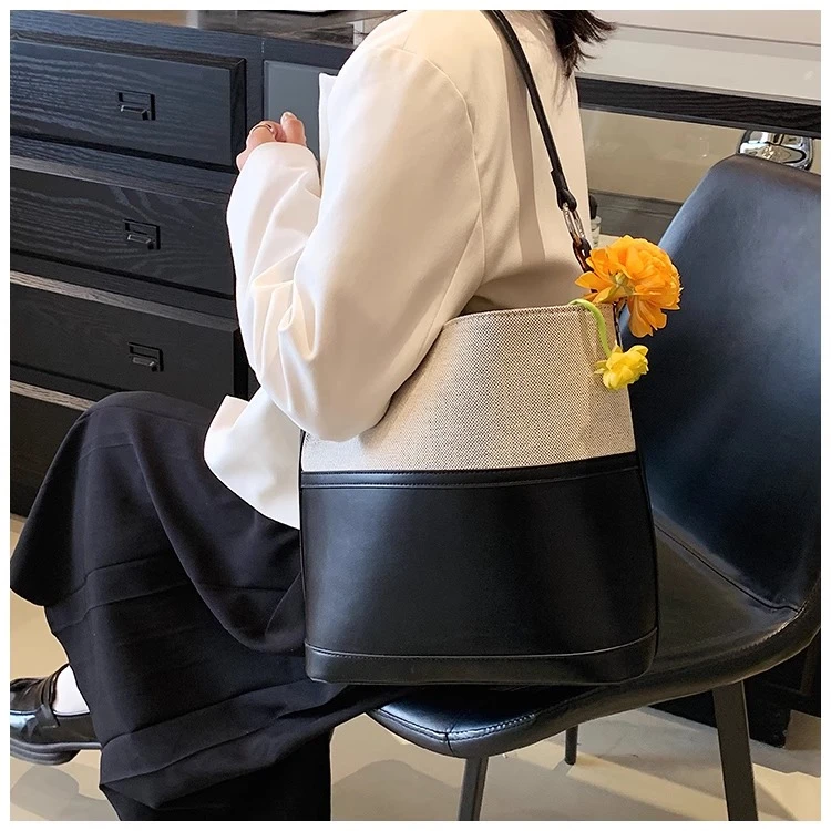 大容量包包女包百搭2025新款秋冬质感高级感单肩包今年流行水桶包