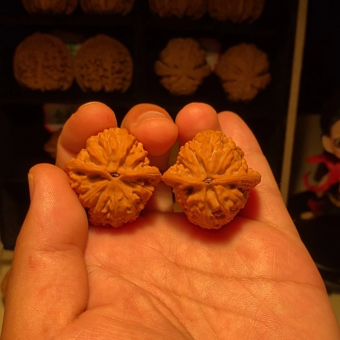 用***6文玩核桃吊坠溜达鸡