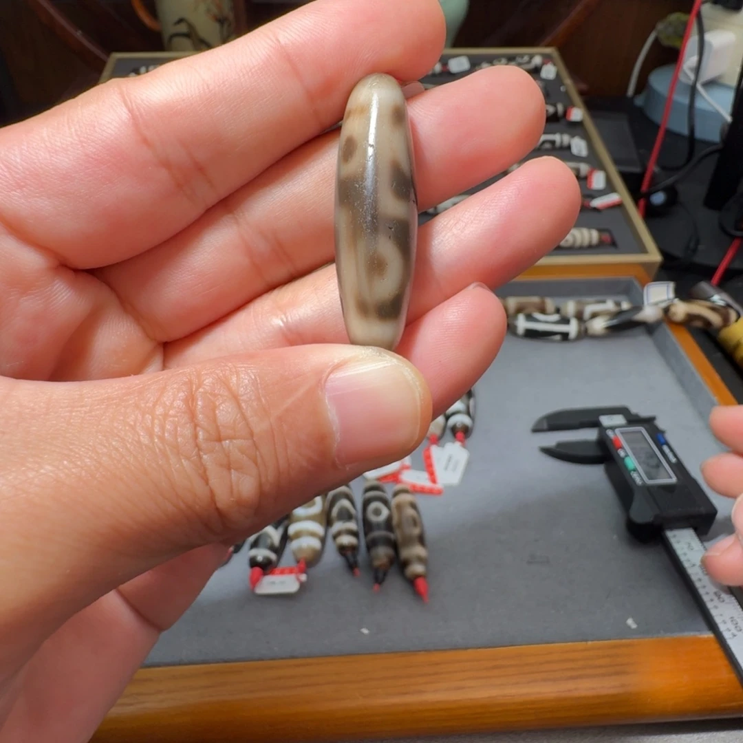 玛瑙/玉髓颈饰未镶嵌81