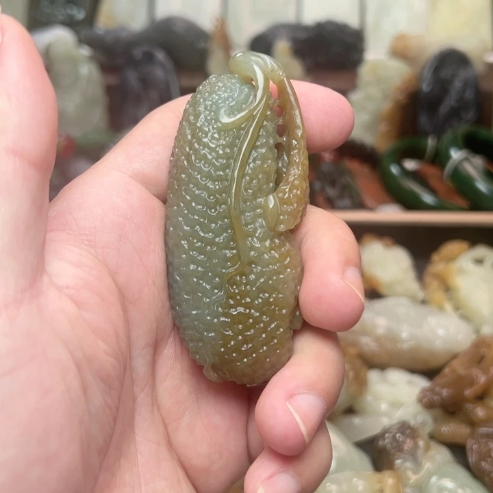 未镶嵌和田玉把件