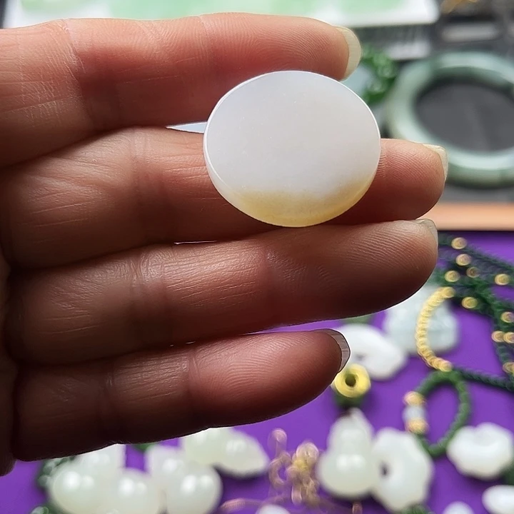 和田玉（糖玉）未镶嵌手链