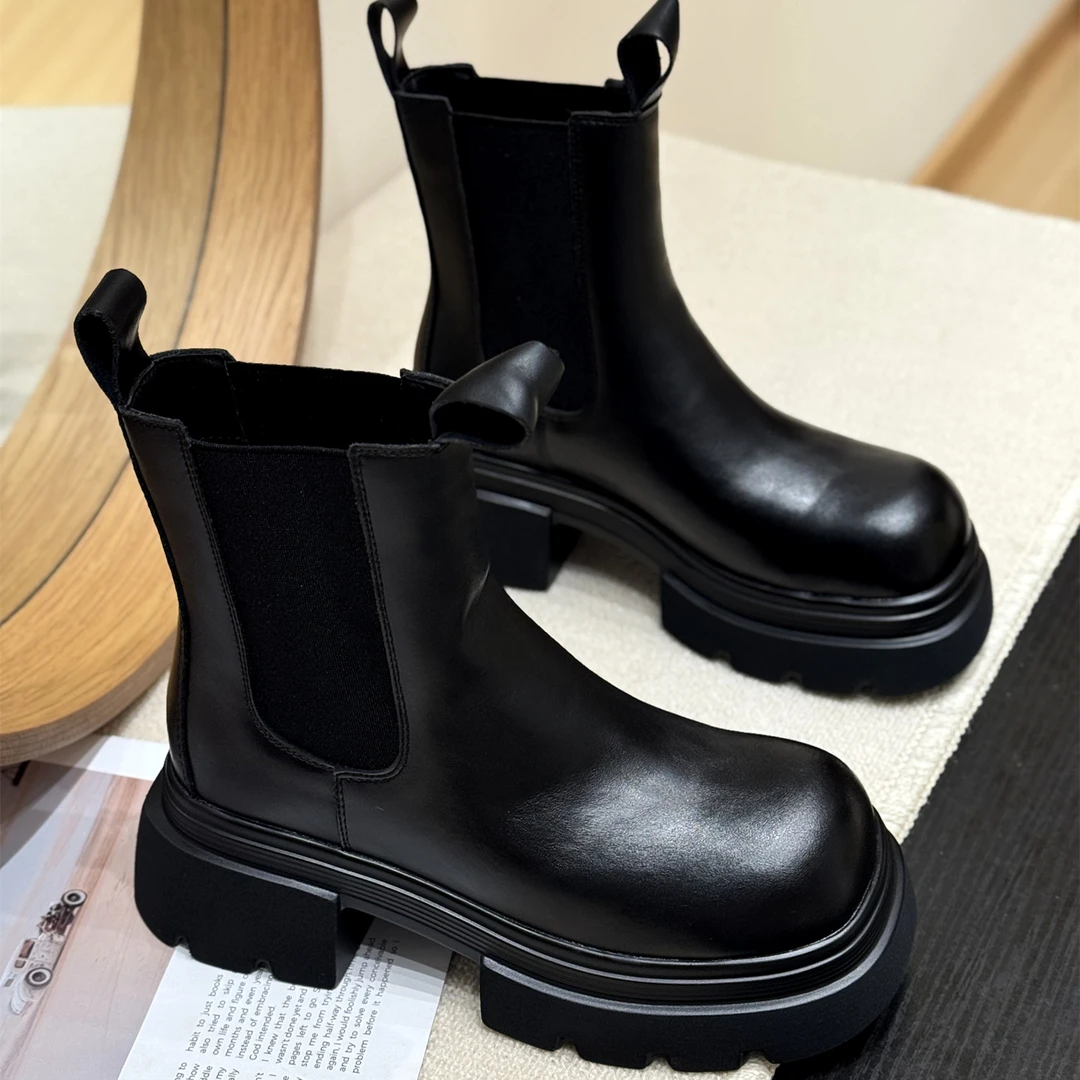 真皮套筒松糕英伦瘦瘦靴女2025新款秋冬厚底烟筒靴爆款切尔西短靴