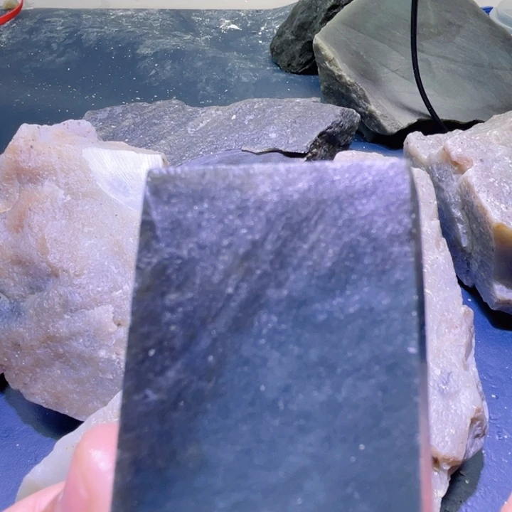 和田玉未镶嵌珠宝半成品