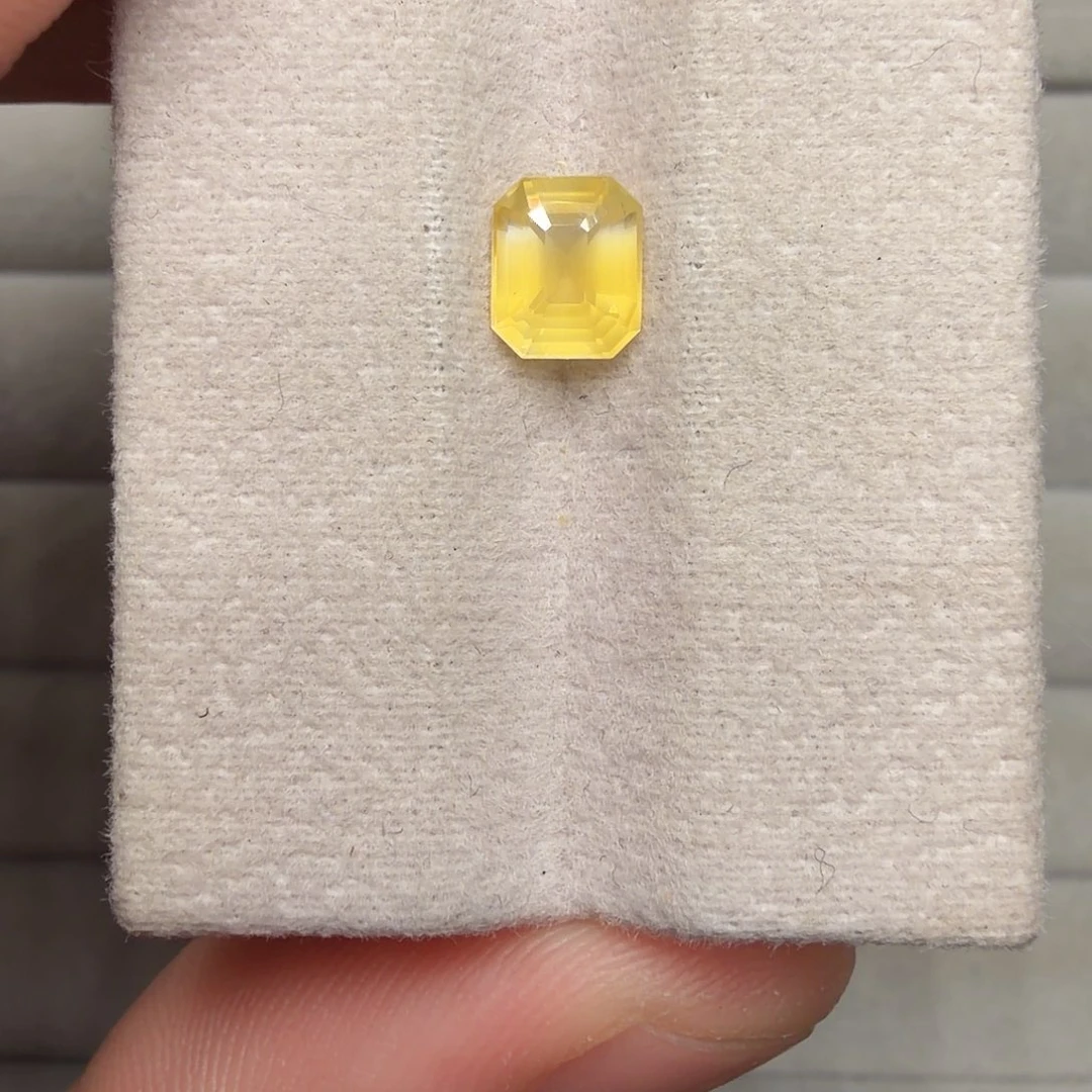 彩色蓝宝石裸石1.06ct