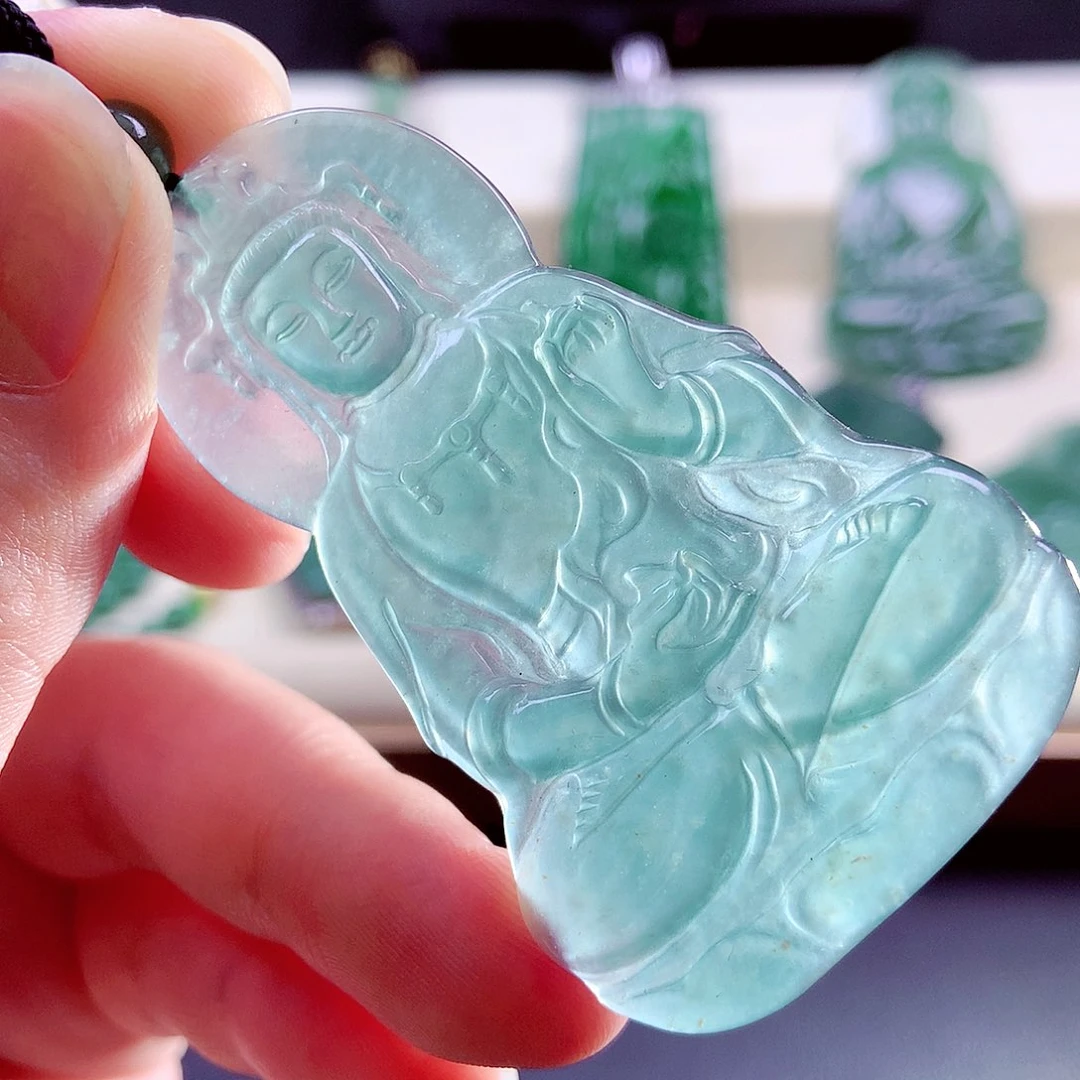 【闪购商品】颈饰未镶嵌翡翠天然