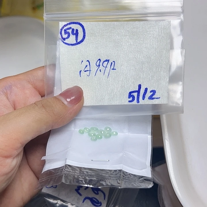 未镶嵌定制翡翠不