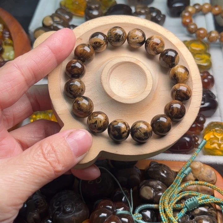 琥珀未镶嵌颈饰12加