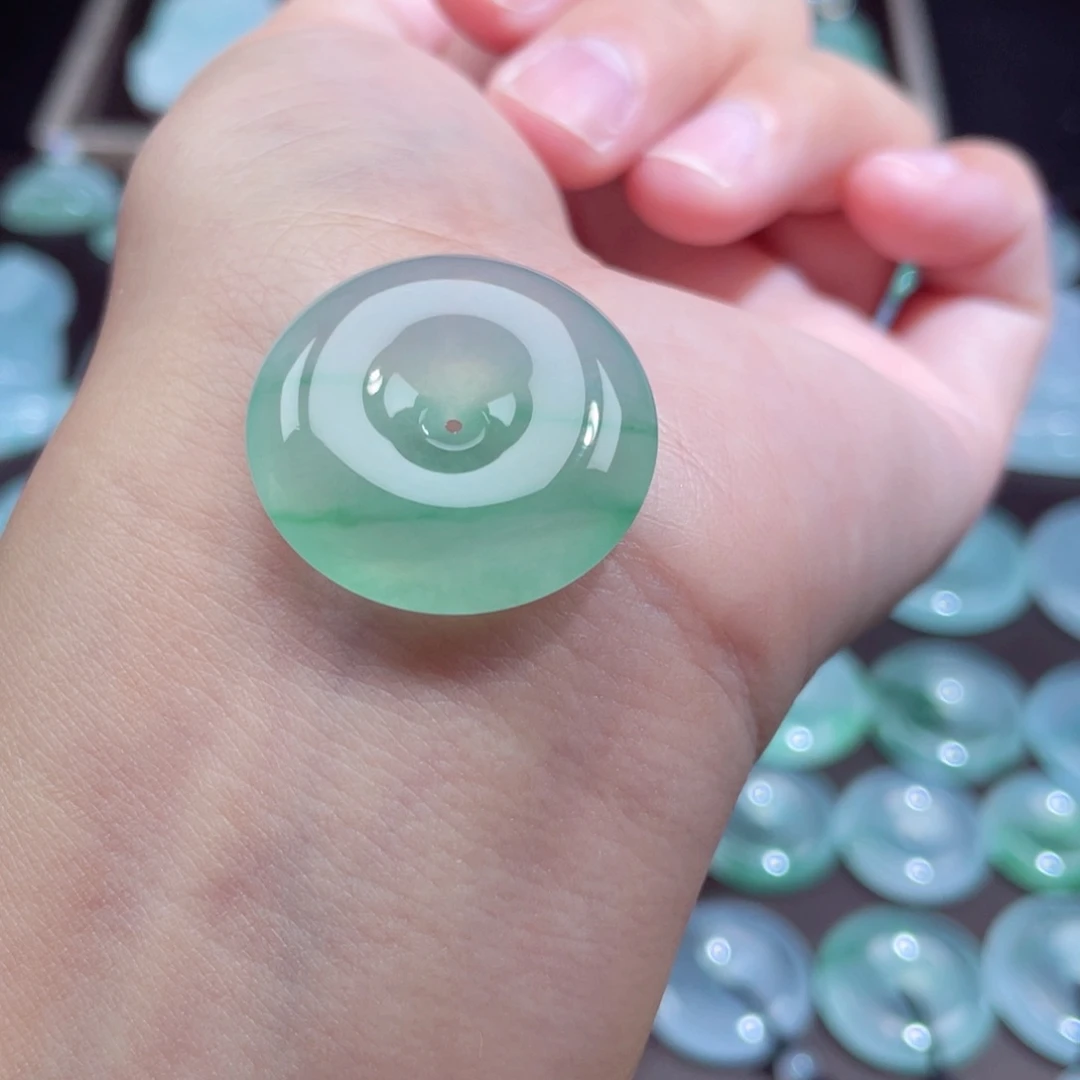 颈饰未镶嵌翡翠扣子