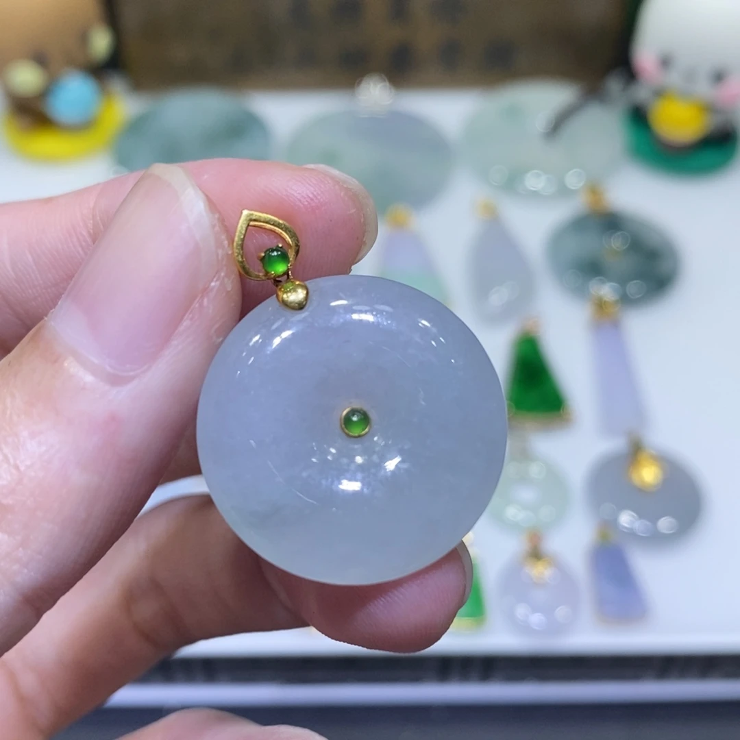 翡翠18K金镶嵌吊坠(不含链)