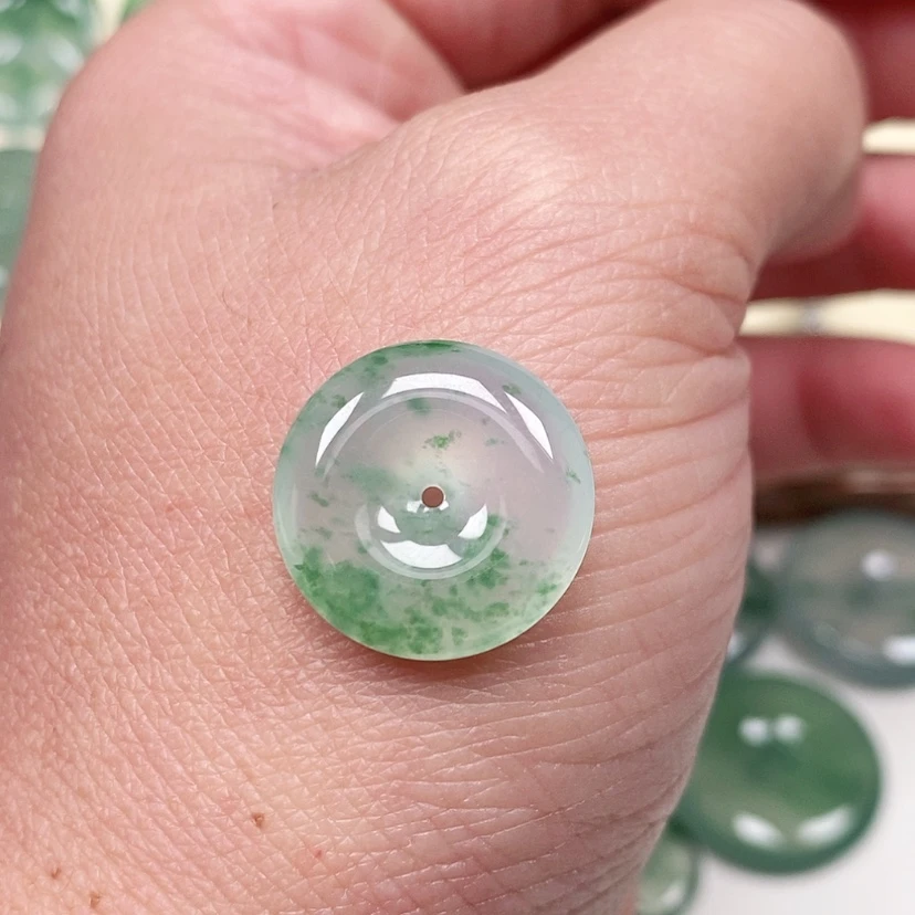 【闪购商品】颈饰未镶嵌翡翠樱*