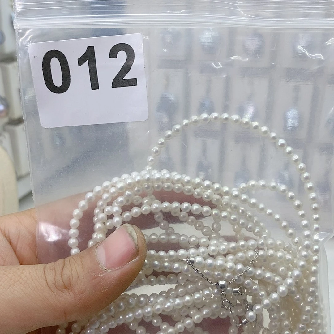 淡水珍珠颈饰合金