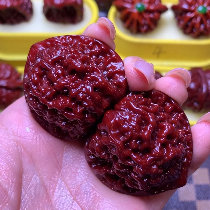 文玩核桃吊坠官帽43尺