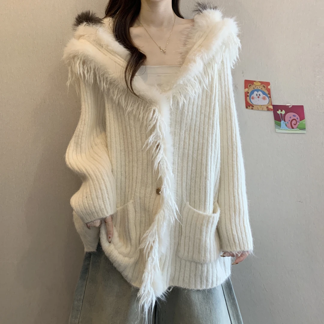 设计感独特翻领灰色毛衣外套秋冬2025新款大码女装宽松针织衫上衣