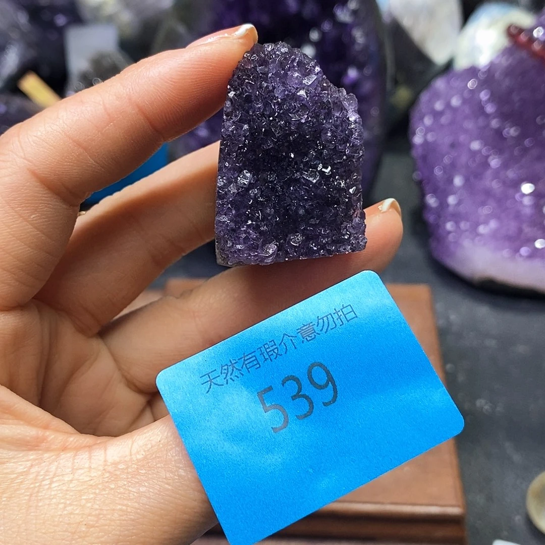 水晶大型摆件（非配饰）未镶嵌