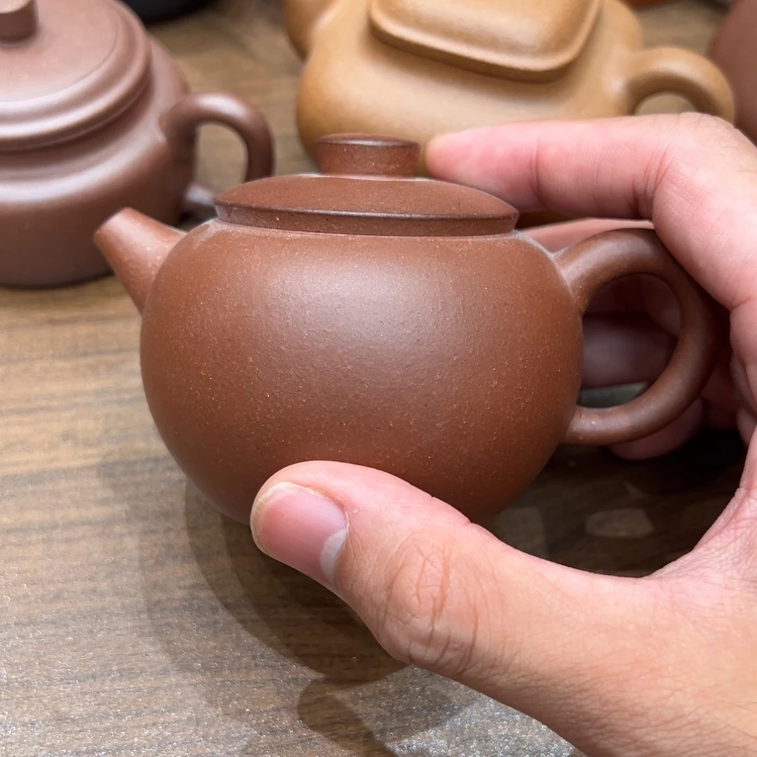 茶壶紫砂底槽清巨轮160cc