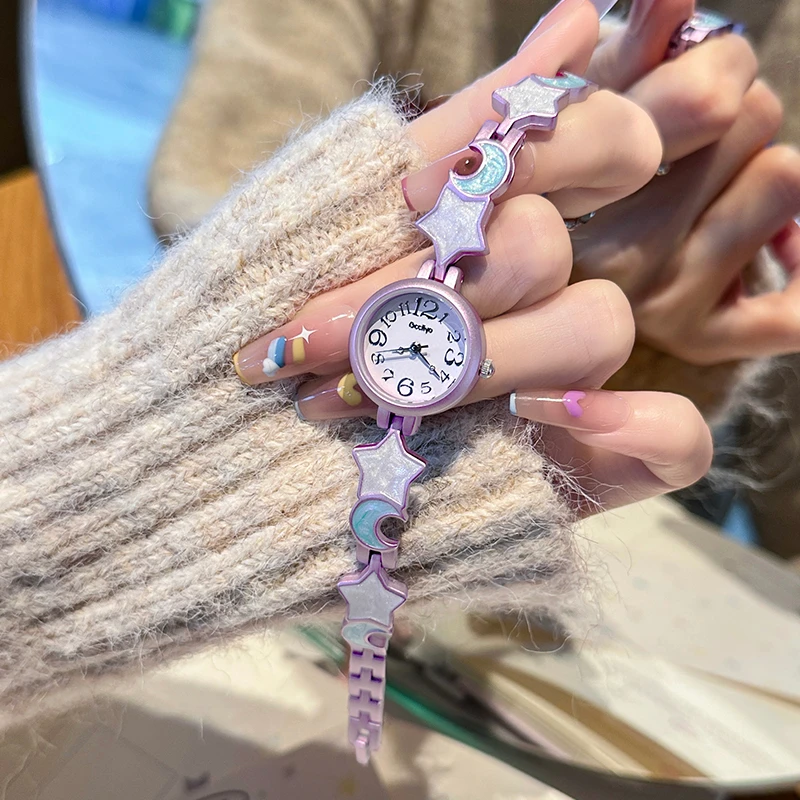 在逃公主风小手表星星月亮手链女士防水石英腕表闺蜜生日礼物2331
