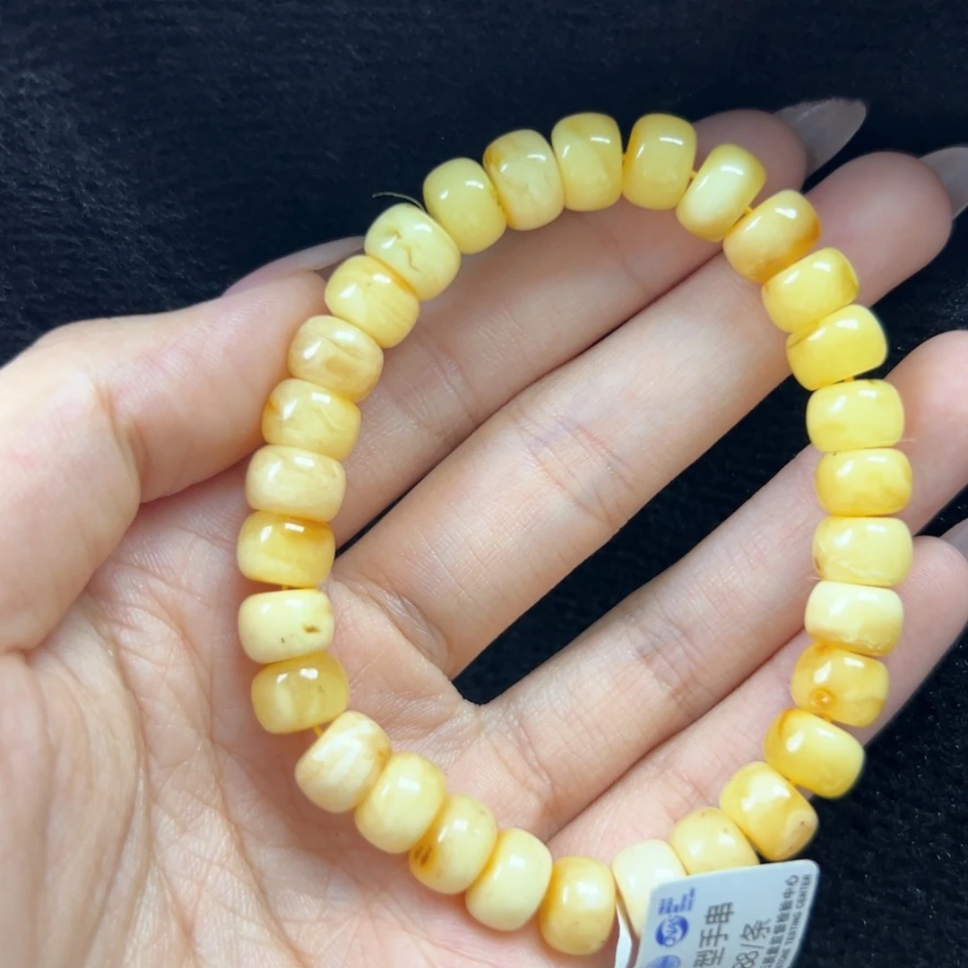 未镶嵌琥珀珠宝奇石