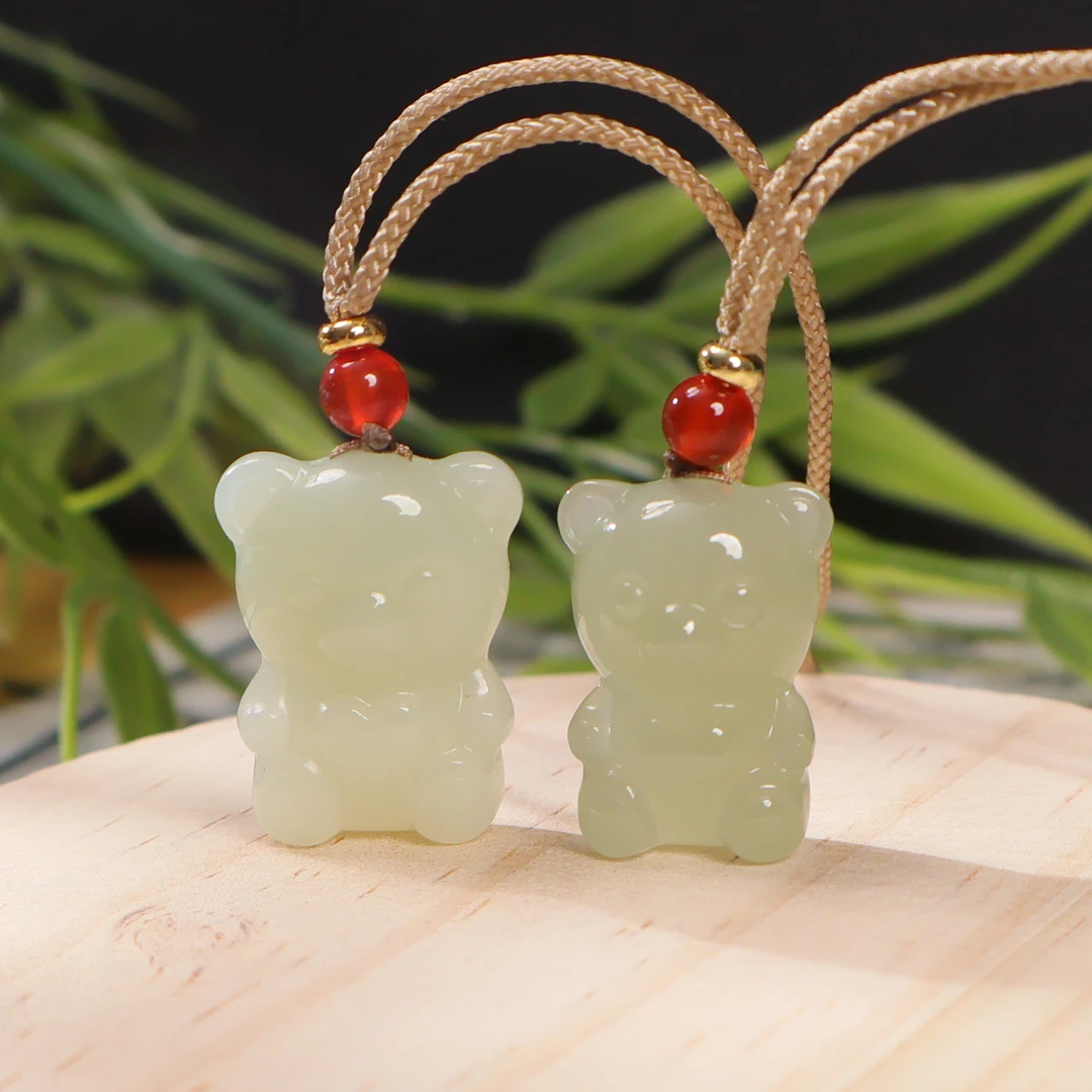 和田玉小熊吊坠约卡22×15×10mm 寓意成长与健康 守护与陪伴可爱