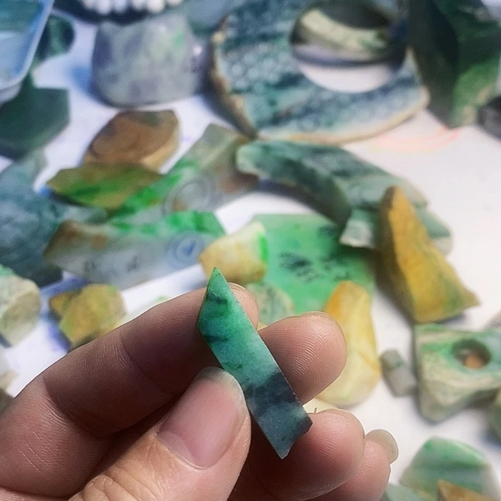 五***哥翡翠散珠天然翡翠A货挂件