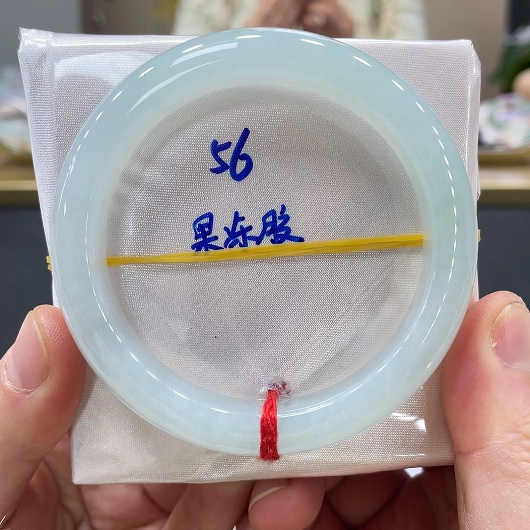 未镶嵌手镯翡翠翡翠