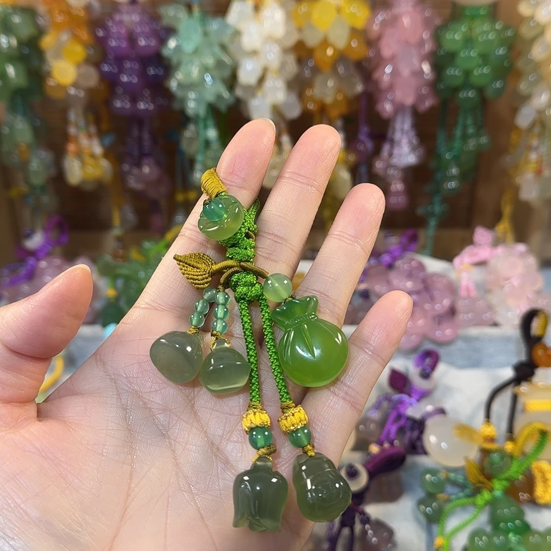 玛瑙/玉髓未镶嵌钥匙挂件