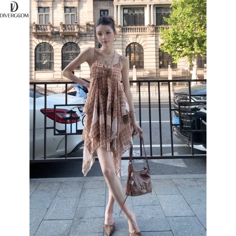 废土风短裙子格纹网纱吊带连衣裙女夏季不规则气质收腰荷叶边复古